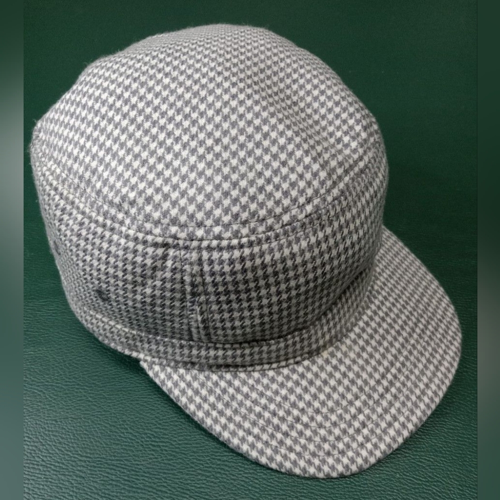 Nike Golf Houndstooth Cap Hat Superman and Lois TV GUC Minor Distressed